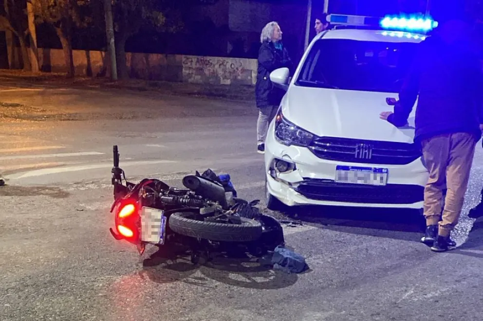 Los delincuentes no contaron con la presencia de las cámaras de seguridad. El Centro de Monitoreo alertó a la Unidad Cuarta. Foto: Policía de Río Negro