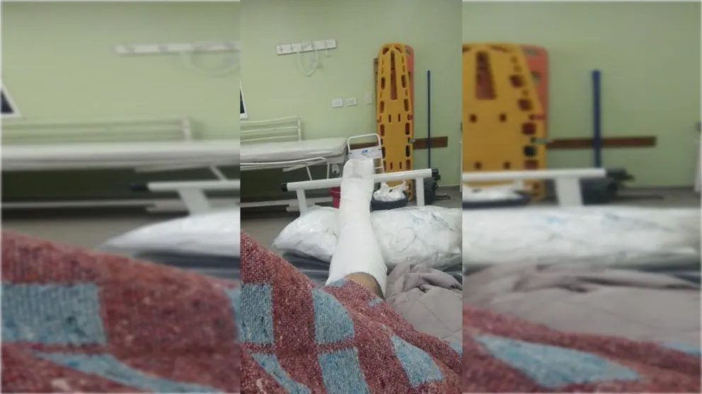 La Policía había adelantado que cuando llegaron había una persona en el techo intentando apagar las llamas. (Fotos gentileza)