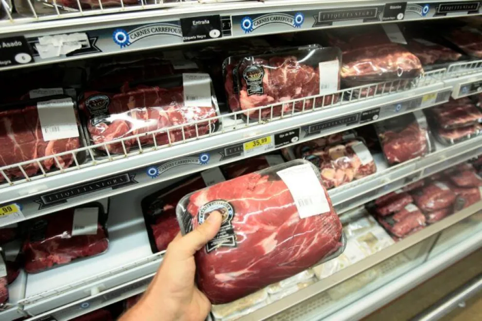Se estima que el asado brasileño se comercializará a unos 9.000 pesos por kilo, lo que podría generar un fuerte contraste en la región. | Foto archivo