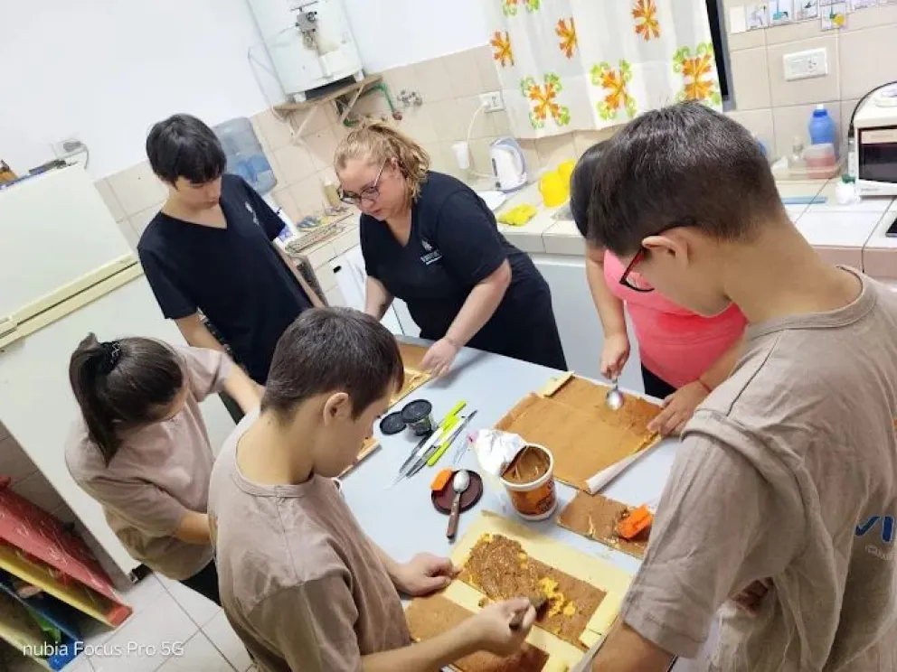 La cita es este sábado 7 de junio de 16.30 a 21.30 horas en la Escuela 293. | Foto redes sociales Estimulando para Incluir