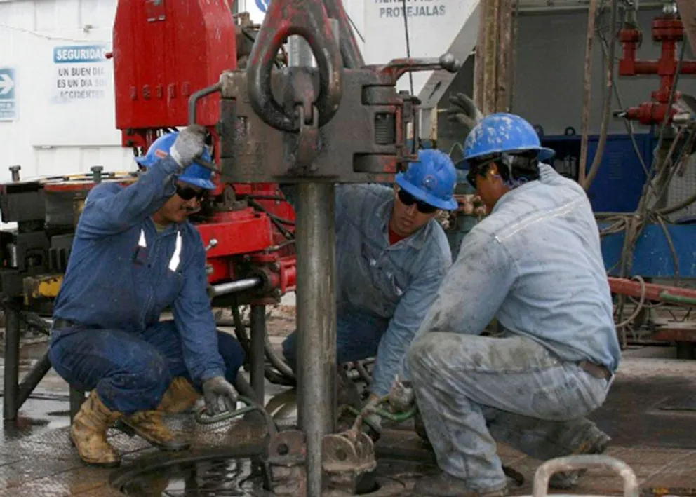 Los petroleros arreglaron un aumento del 4,5 % para el primer trimestre, y del 12 % para los siguientes 12 meses. Foto: archivo.