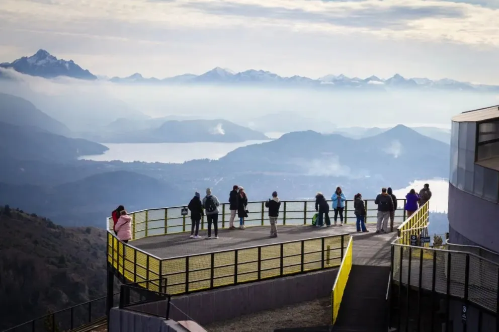 La cima del mundo: vista desde el nuevo mirador del Cerro Otto 