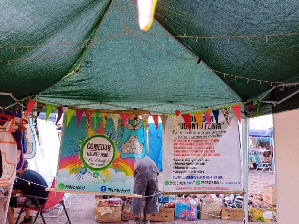 El comedor Ubuntu funciona en Ferri desde hace más de 10 años. Iniciaron una campaña para comprar medias que se entregarán entre los chicos de las escuelas. Foto: archivo.