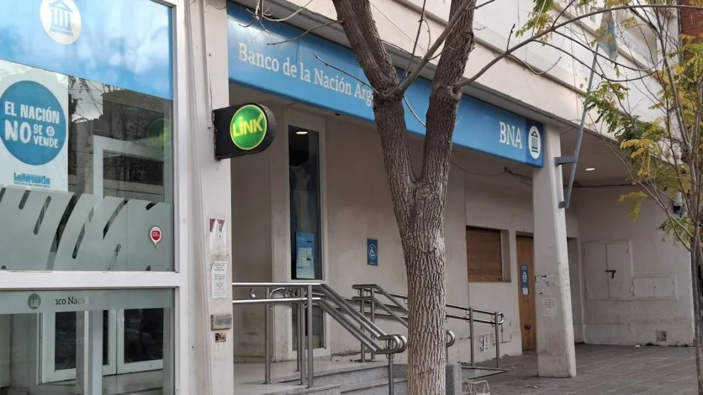 Desde La Bancaria indicaron que hay un proceso de cierre progresivo de sucursales y anexos en distintas regiones del país.| Foto Daniela Luján para CIPO360