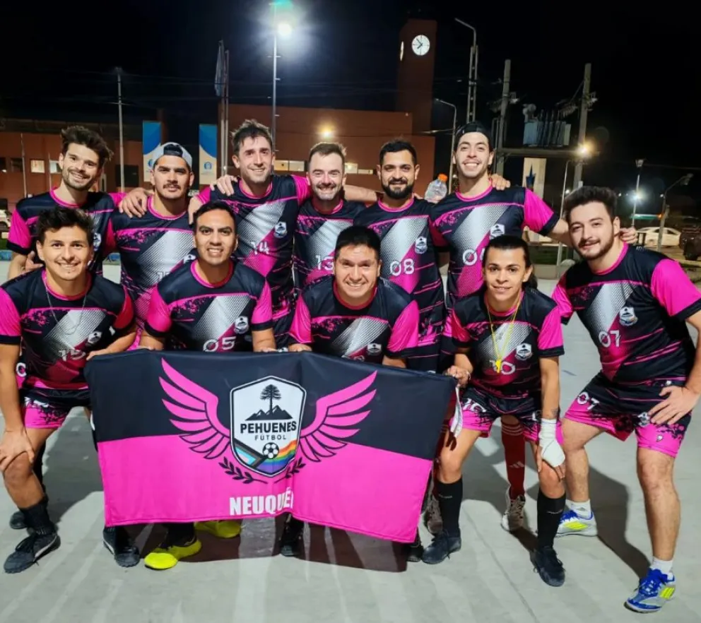 Invita a personas de cualquier orientación sexual y género que quieran ser parte de un equipo seguro y libre. (Foto Pehuenes Fútbol)