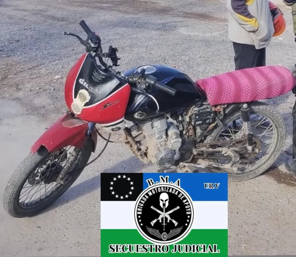La moto había sido robada hace unos días en Cipolletti. Foto: Policía Río Negro.