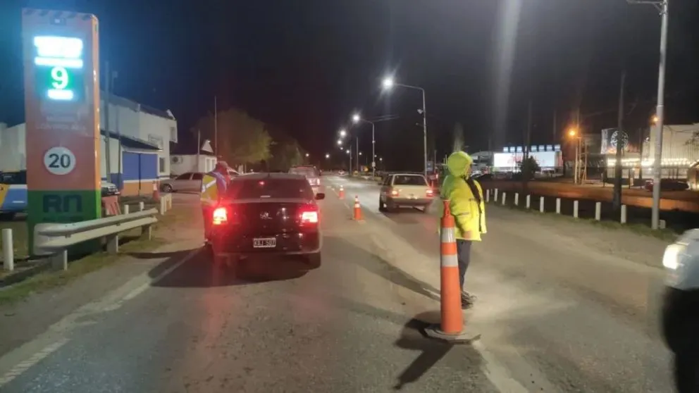 Los controles fueron realizados del lado de Neuquén, junto con la Municipalidad. (Foto archivo)