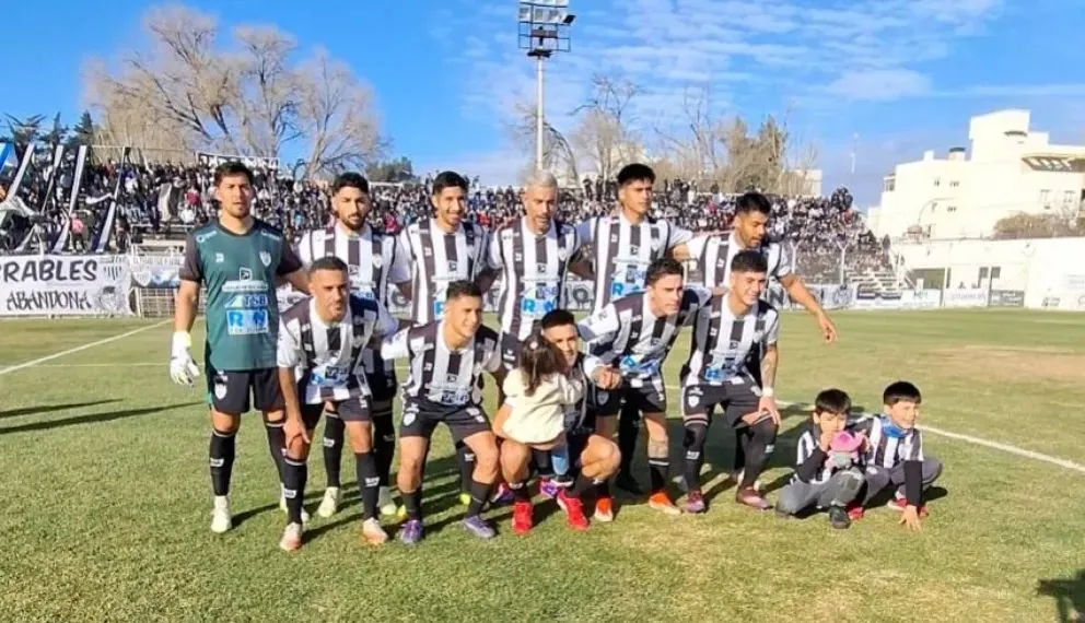Cipolletti contará con el regreso de Andrés Almirón, una pieza clave en el mediocampo, y la posible participación de los refuerzos recientemente habilitados. |Foto Cipo360