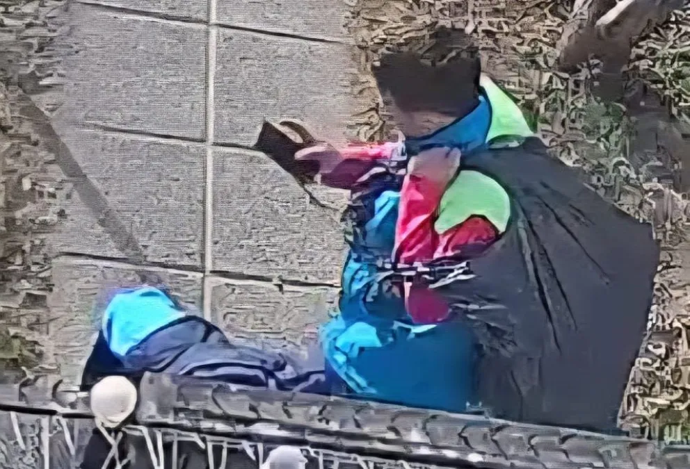 Para tener en cuenta: ni Cliba ni la municipalidad de Cipolletti autorizan a su personal a vender bolsas de residuos. Foto: gentileza.