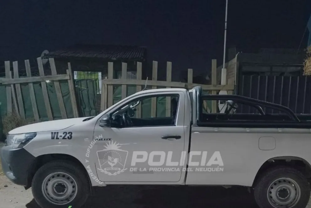 La camioneta fue interceptada minutos más tarde en el barrio Cuenca XV, de Neuquén. Foto: Policía de Neuquén.