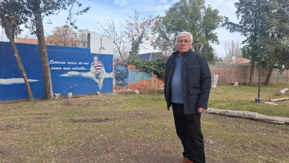 Marcelino Esteban Castillo salió a los  medios  para denunciar que  el  culpable de asesinar a su hijo esta  en una  condición  "vip"  dentro de la cárcel.  |  Foto  Daniela  Luján para Cipo360