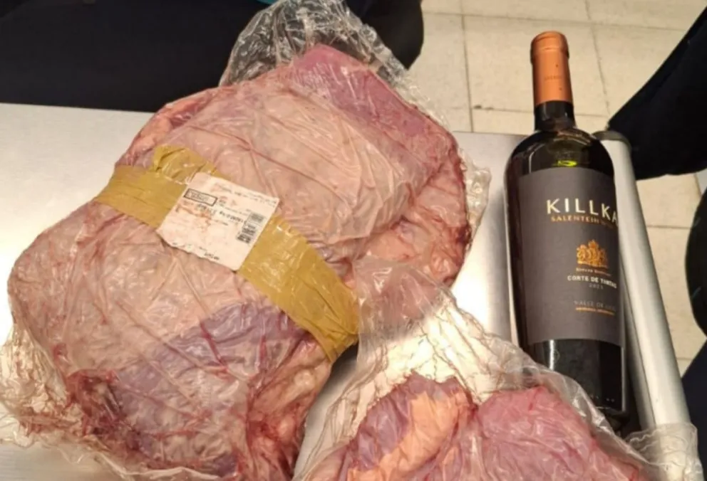 La mercadería sustraída fue recuperada por el personal de seguridad del supermercado. Foto: Policía Río Negro.
