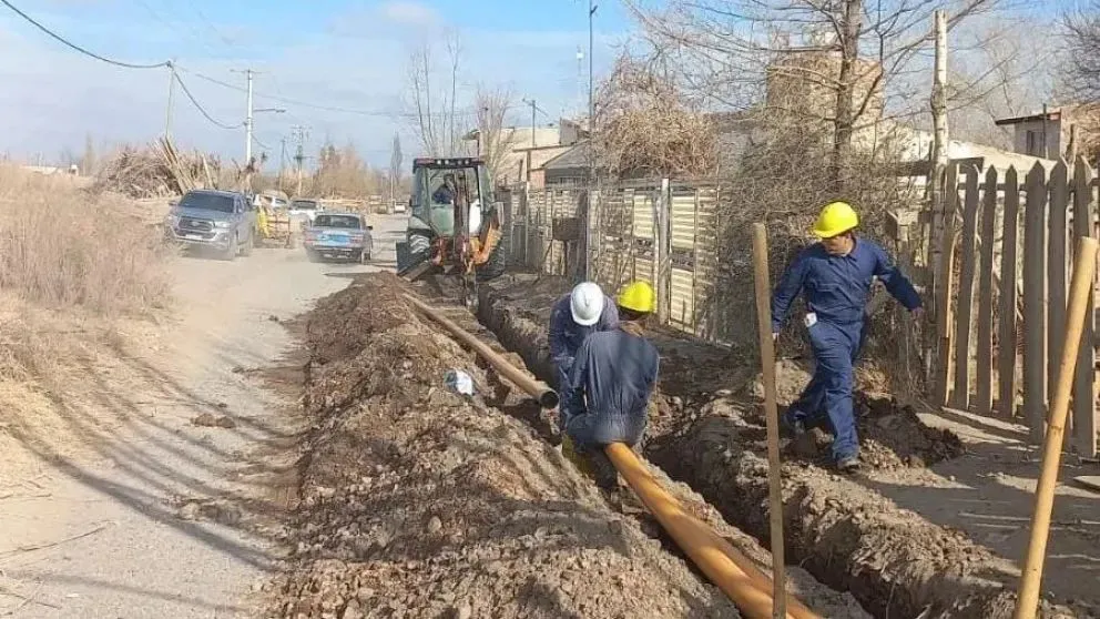El acuerdo aprobado por el CD permitirá reubicar a tres familias y abrir la calle Vélez Sársfield hacia Fernández Oro. Foto: gentileza.