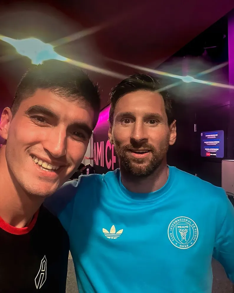 El cipoleño no perdió oportunidad para cumplir su sueño y compartirlo en redes. 