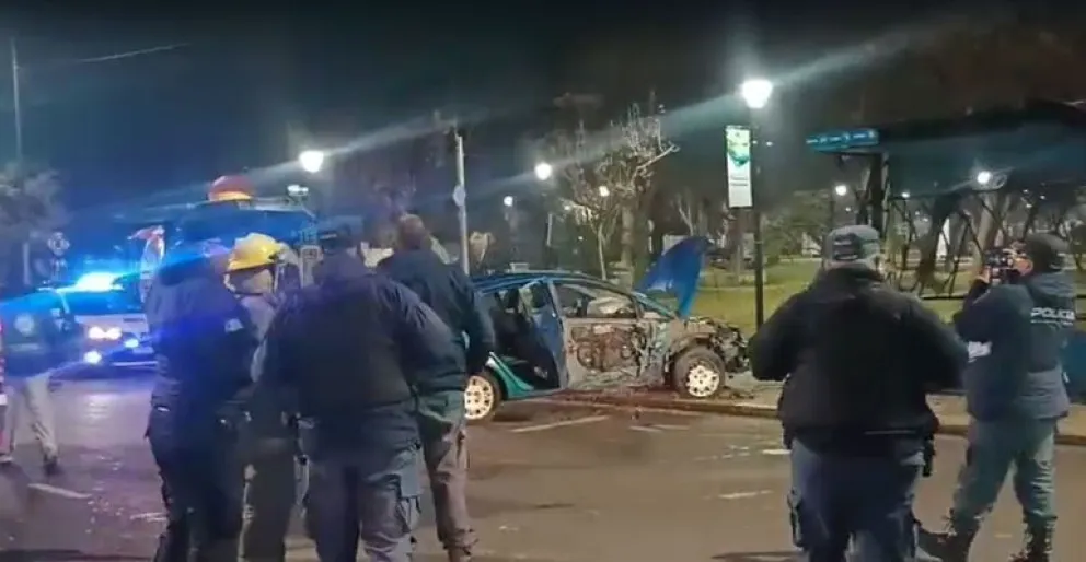 El conductor intentó huir a pie cuando fue retenido por los testigos del lugar. (Foto gentileza)