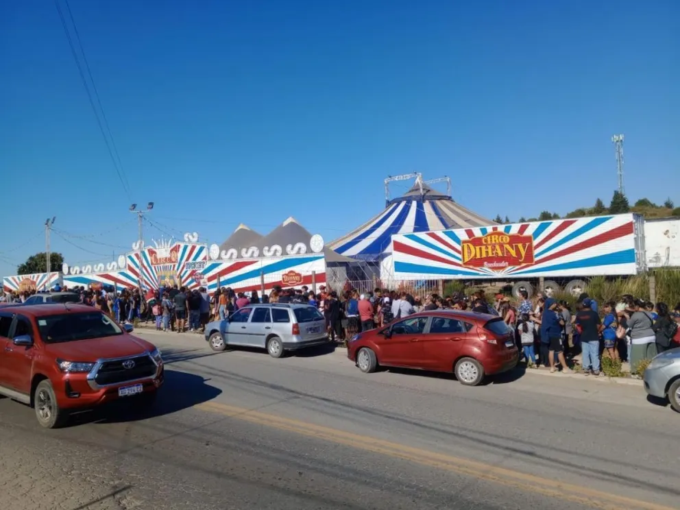 El circo está de gira por la región y quedó marcado por la polémica. El propietario explicó que los animales maltratados vivían en el espacio privado de uno de los integrantes del equipo. Foto: gentileza.