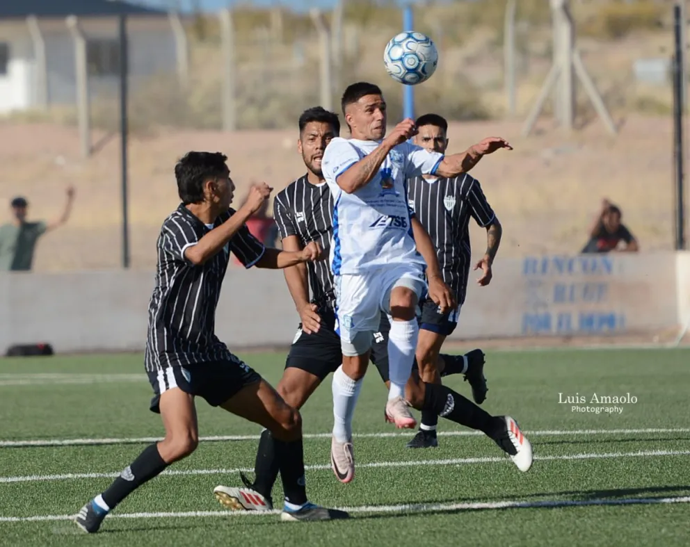 Rincón recibe este sábado a Cipolletti por la cuarta fecha de la Zona Campeonato del Federal A. | Foto Luis Amaolo