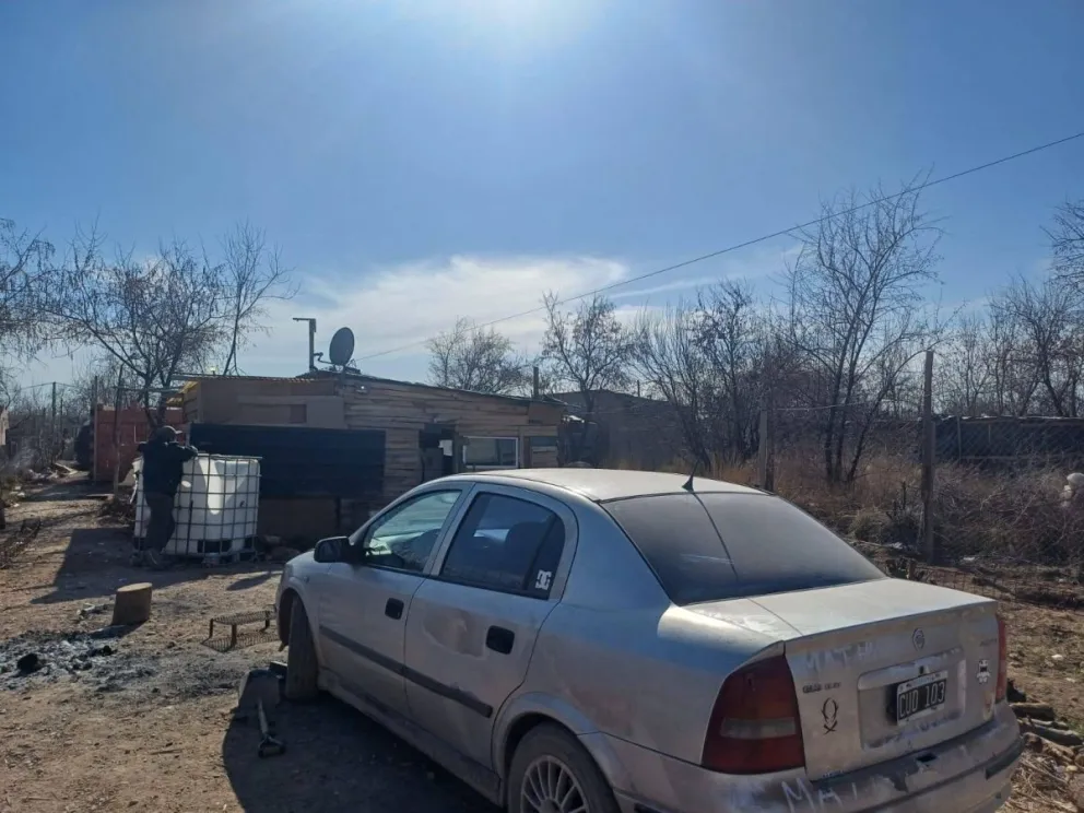 El Astra había sido robado en Plottier a fines de julio. Foto: Policía Río Negro.