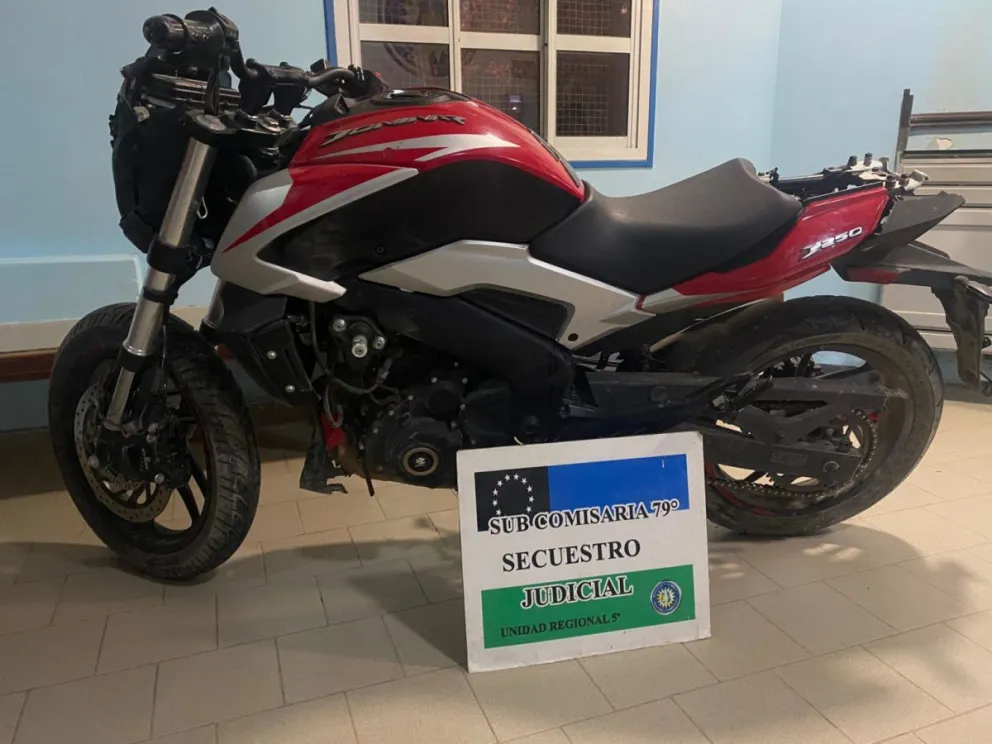 El rodado es una Bajaj Dominar 250 (imagen gentileza)
