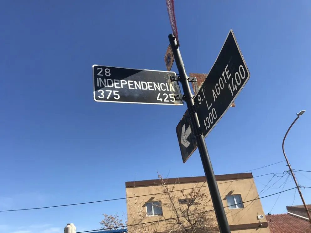 Los carteles cumplen un rol central en la organización urbana (imagen gentileza)