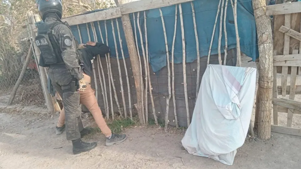 Fueron detenidos por efectivos de la Brigada Motorizada (imagen gentileza)
