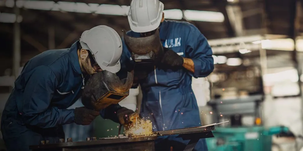 El trabajador se desempeñó como soldador hasta que la empresa decidió el despido. Ahora, la Cámara Laboral interpretó que era injustificado y deberán pagarle la indemnización. Foto: archivo.