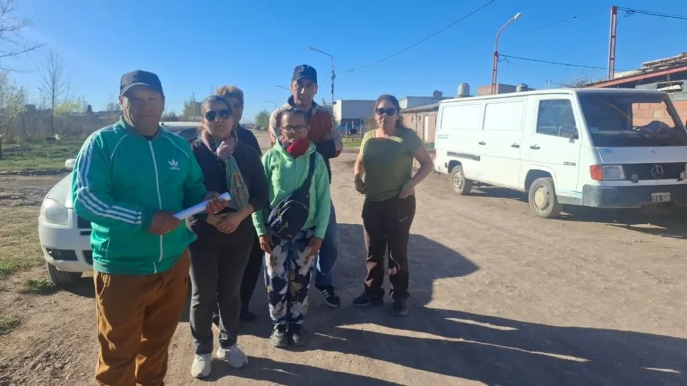 Jubilados y familias enteras piden asistencia urgente al municipio. | Foto Cipo360