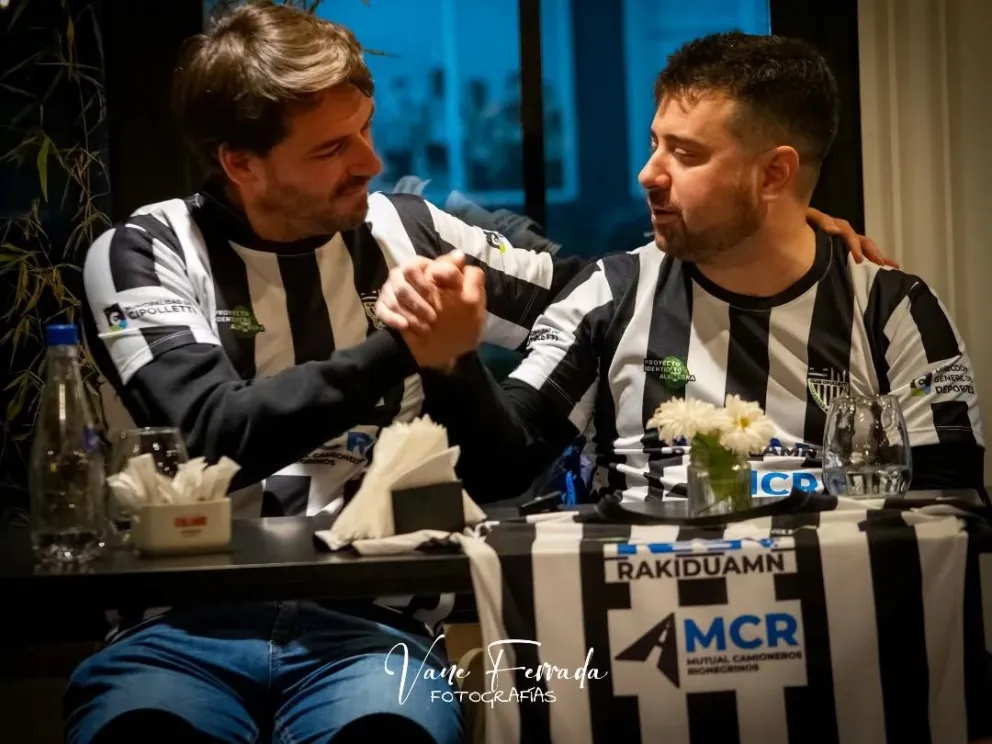 Miles de nenes y nenas pudieron acceder a su camiseta a través del proyecto. (Foto Vane Ferrada)