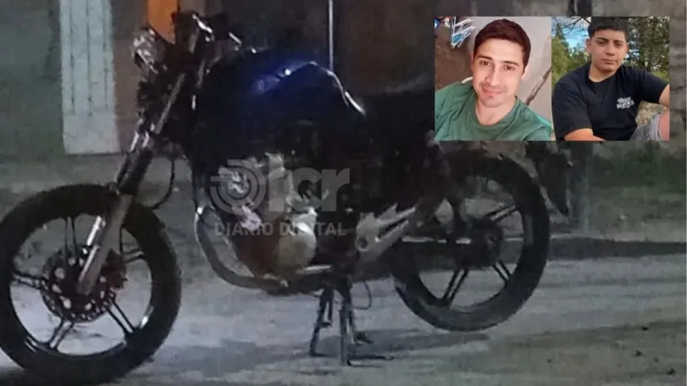 La moto fue entregada anoche a la policía de Huergo (Foto gentileza).

