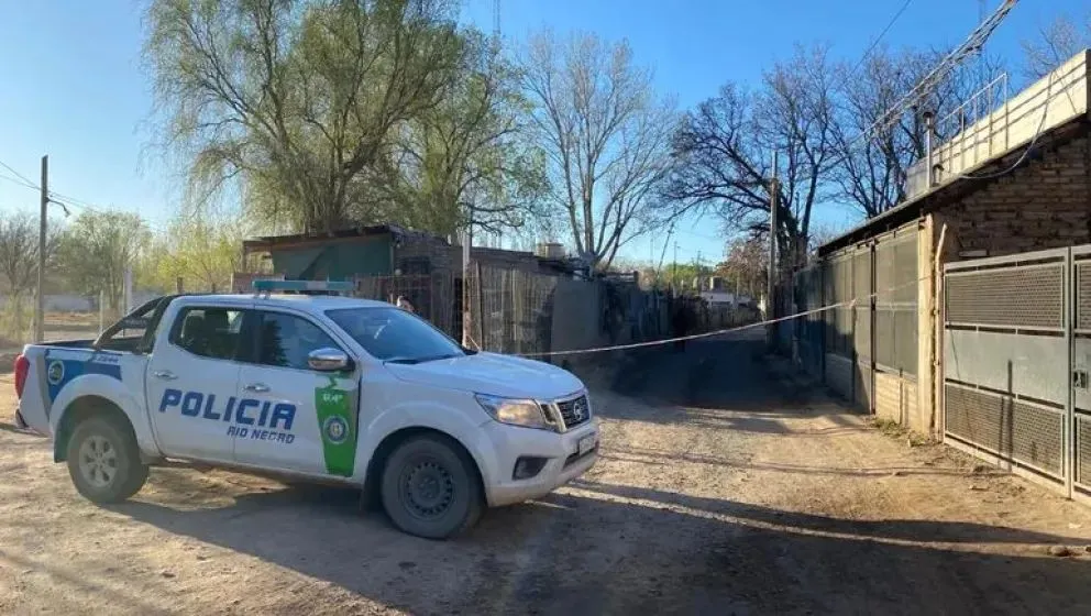 El cuerpo de Antical se encontraba tendido sobre la calle de acceso al barrio Costa Sur. Foto: archivo.