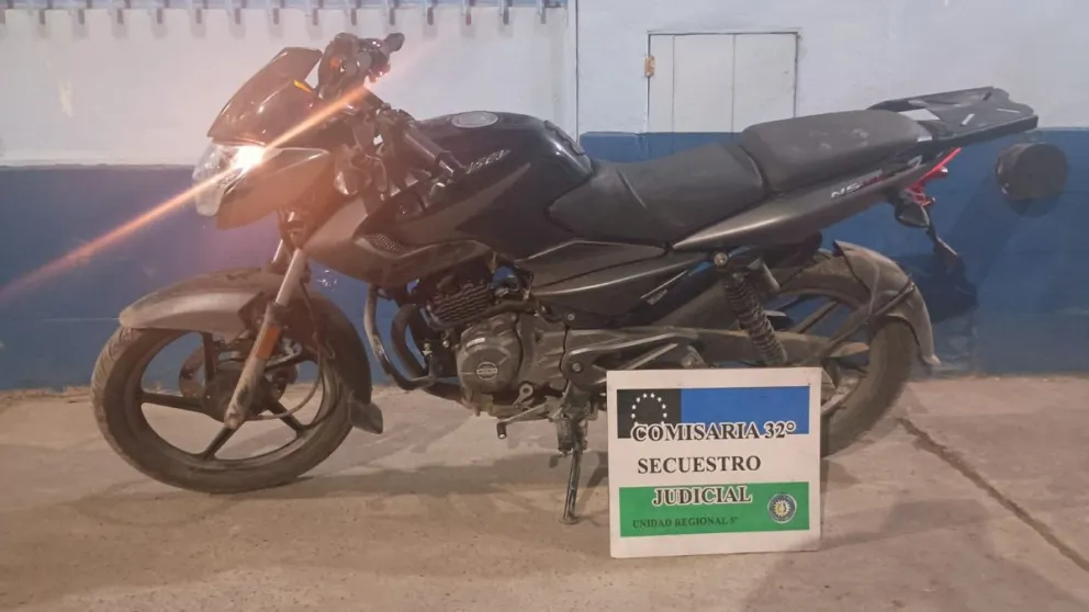 El robo se produjo aproximadamente a las 3 de la mañana. A las 6, se la estaban devolviendo al propietario. Foto: gentileza Policía Río Negro.