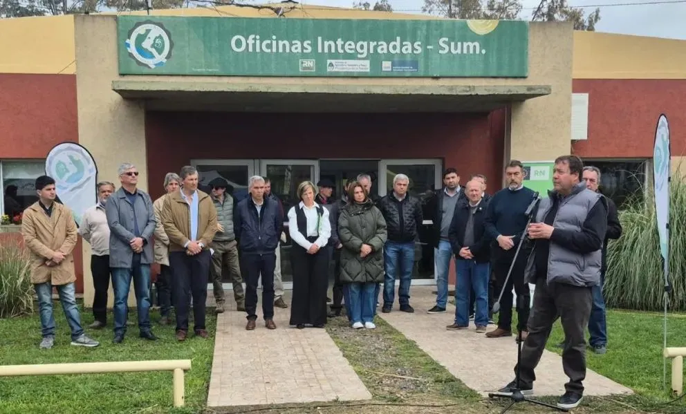 Discurso inaugural del gobernador Alberto Weretilneck en la Rural conesina. Foto gentileza.