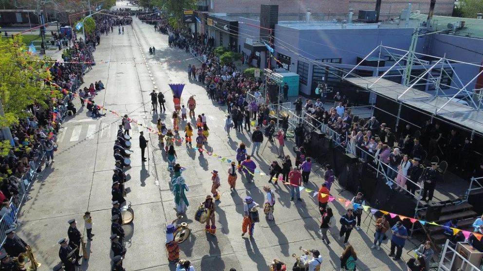 La Policía destacó que el operativo de seguridad se completó sin inconvenientes. (Foto Municipalidad de Cipolletti)