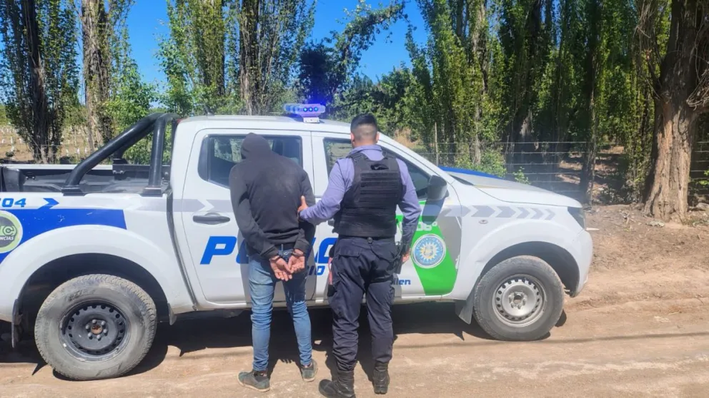 La mujer alertó que su ex había irrumpido en su vivienda. (Foto Policía de Río Negro)