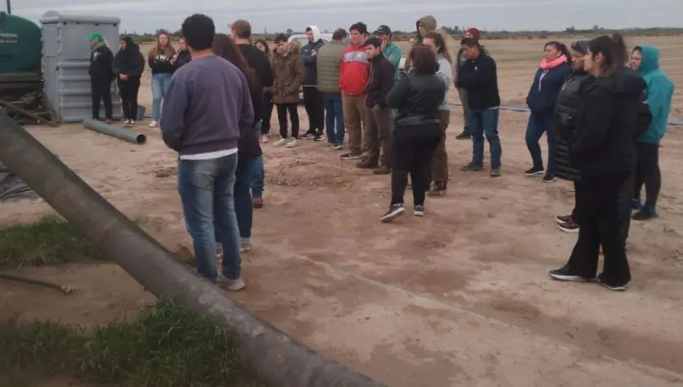 Los estudiantes pudieron tomar contacto con referentes regionales del sector agropecuario. | Foto gentileza