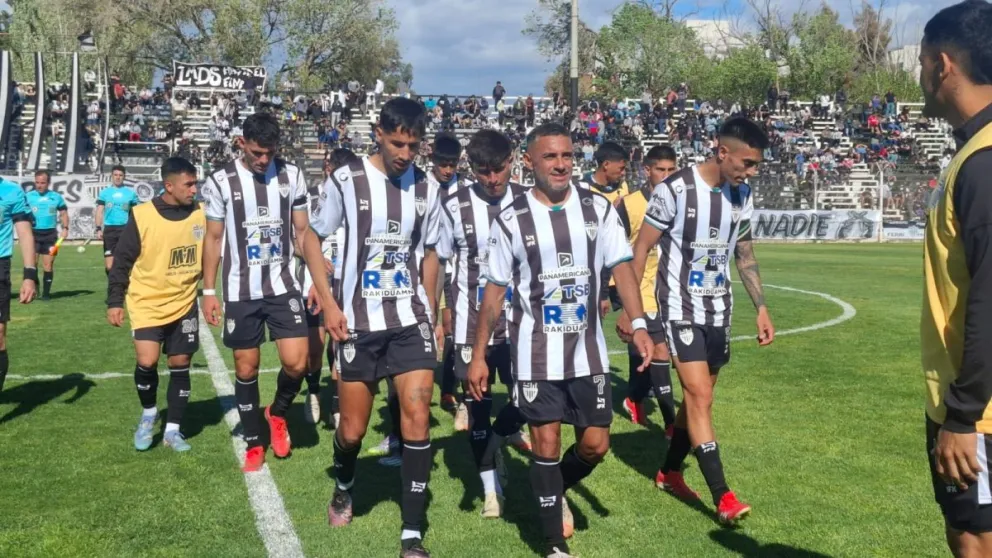 Cipo enfrenta Kimberley Foto: Cipo360