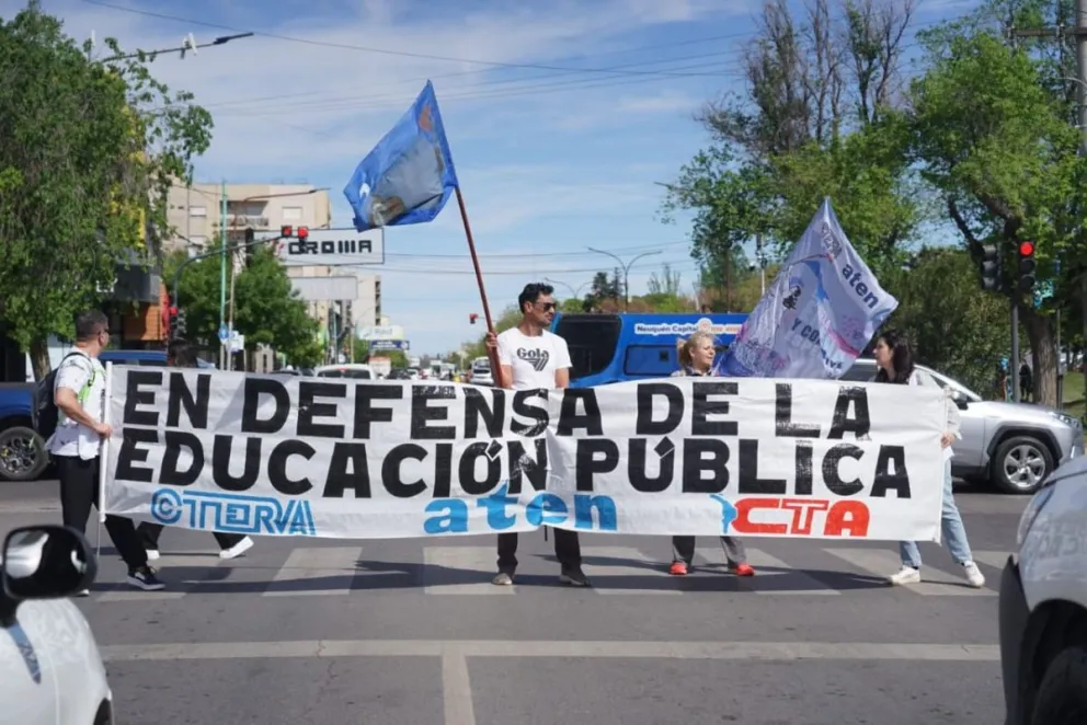 La jornada será con CTERA y ATEN, que realizarán una concentración en la capital neuquina. Foto: ATEN.