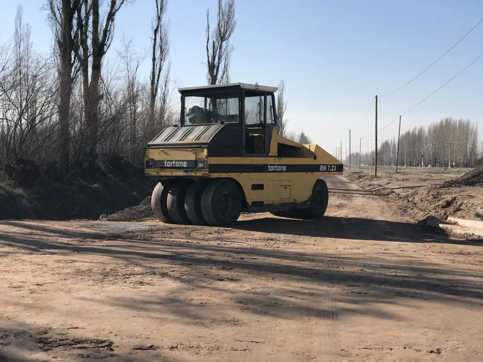 Los trabajos en Mosconi y Ruta Chica continuarán hasta el sábado próximo. Foto: Prensa Municipalidad de Cipolletti