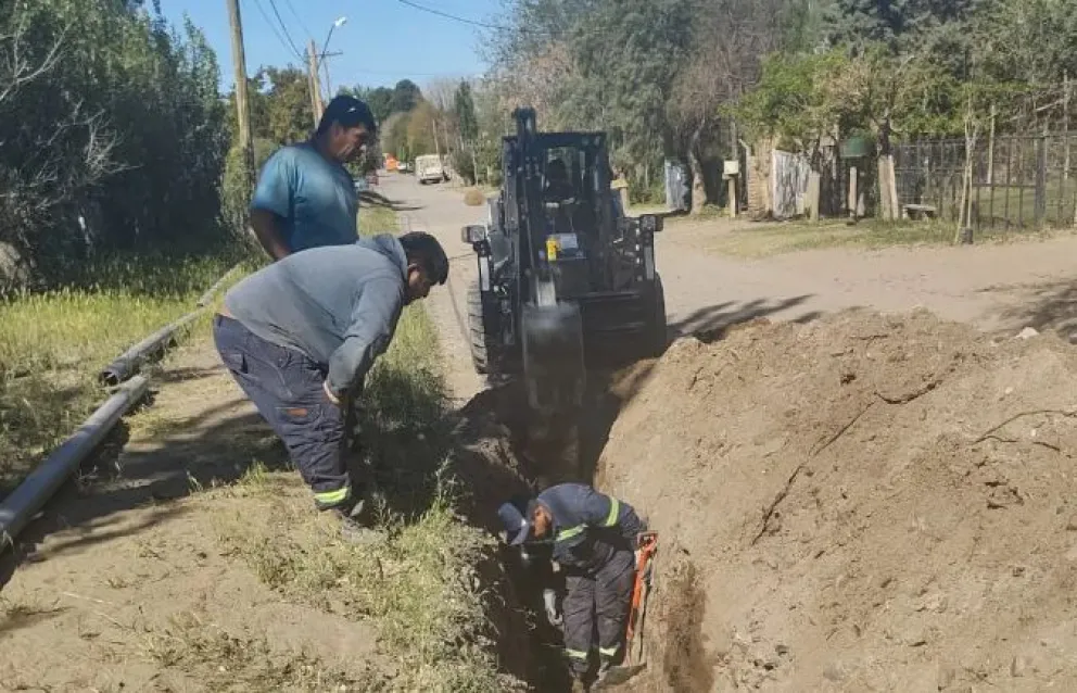 El accidente de un camión provocó la rotura de una cañería, según informó Arsa. Foto: Arsa.