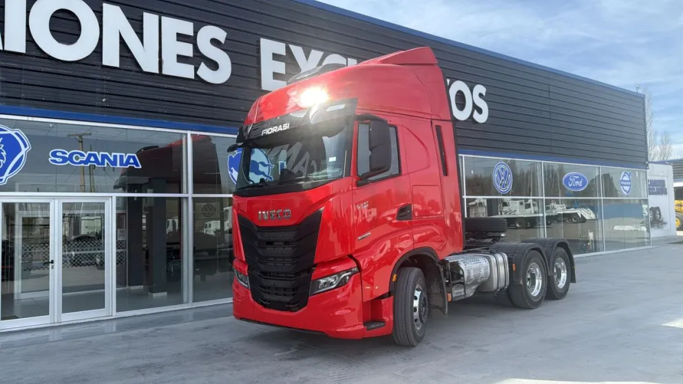 La concesionaria asaltada se encuentra en el kilómetro 1213 de la ruta nacional 22. Los delincuentes permanecieron varias horas en el interior. Foto: gentileza.