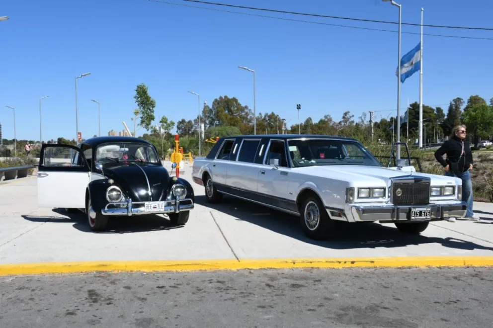 Una muestra para conocer la historia regional a partir de los autos con que se transportaban los abuelos y bisabuelos. Foto: Prensa Neuquén Capital.