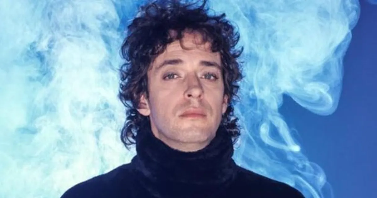 La <b>Inteligencia Artificial</b> mostró el posible aspecto de Gustavo Cerati a los 66 años | Cipo360 thumbnail
