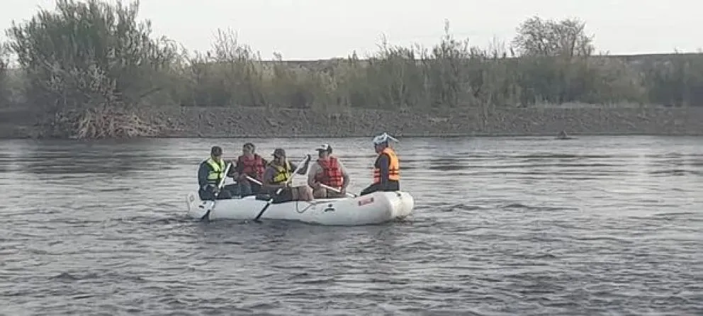 Buscan a un hombre que se arrojó al río y no volvió a salir en San Patricio del Chañar. Foto Gentileza