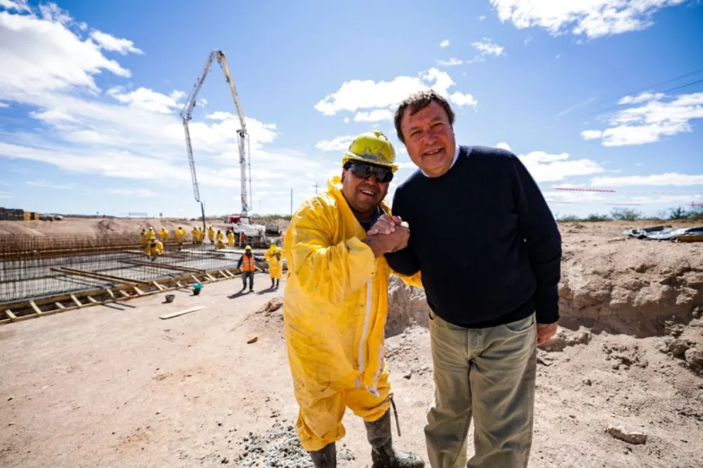 Río Negro es una de las tres provincias del país que creó empleo y mantuvo en marcha su producción.