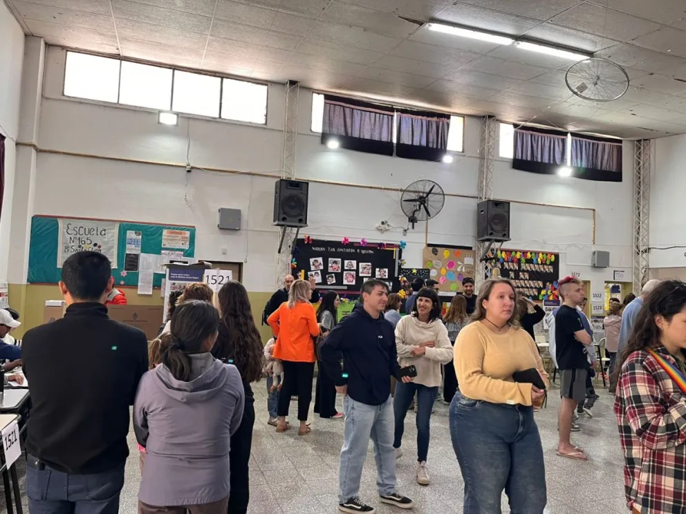 La cartera educativa informó que, una vez finalizado el acto electoral, se realizará un operativo de limpieza y reacondicionamiento en cada escuela. Foto: Cipo360.