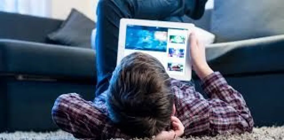 El programa Adolescencia Saludable impulsa un espacio sobre el uso de pantallas en jóvenes. Foto ilustrativa