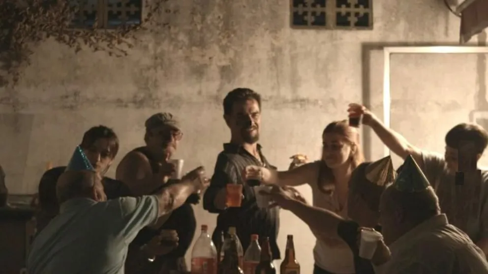 "Algo nuevo, algo viejo, algo prestado": la aclamada película de Roselli se exhibirá esta noche en el Lorenzo Kelly. Foto: gentileza.