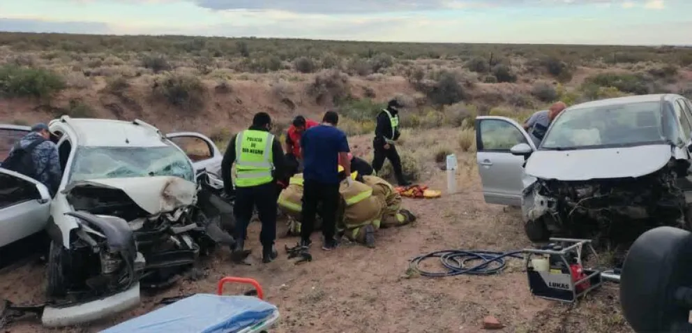 Accidente ruta 151 cerca de Catriel. Foto (gentileza Catriel25 noticias)