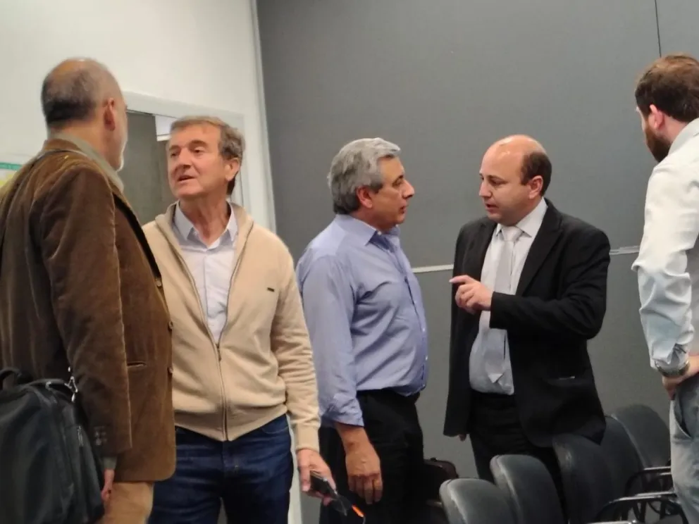 El empresario Aníbal Tortoriello, durante una pausa en la audiencia que lo tiene como imputado por administración fraudulenta y peculado. Foto: Cipo360.