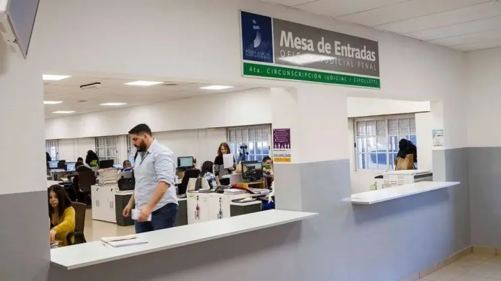 El exmovilero irá a juicio por abuso sexual agravado. Se tramitará en los juzgados penales de Cipolletti. Foto: archivo.